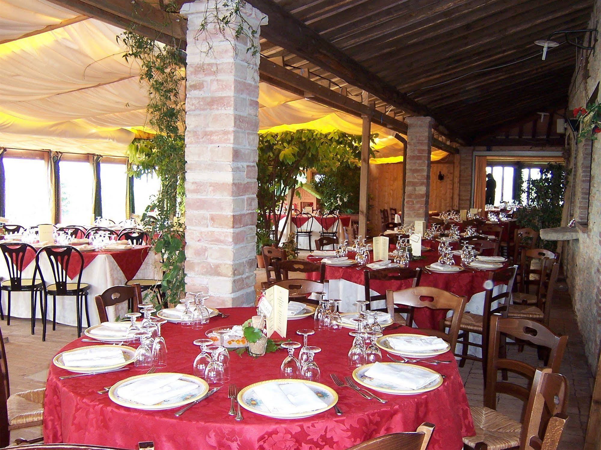 Agriturismo La Casella San Terenziano Exterior foto